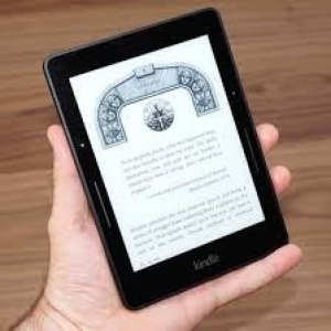 Amazon починає продаж Kindle Voyage